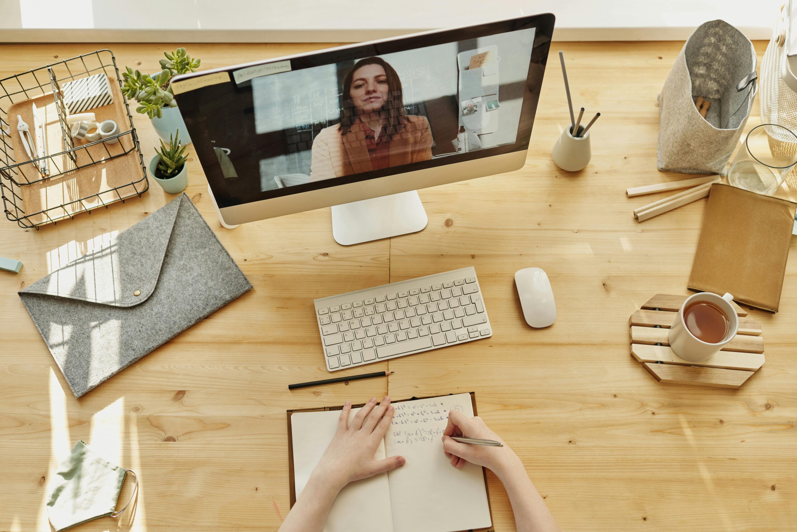 Best AI Video Interview Software 2025: What to Look for & Best Options